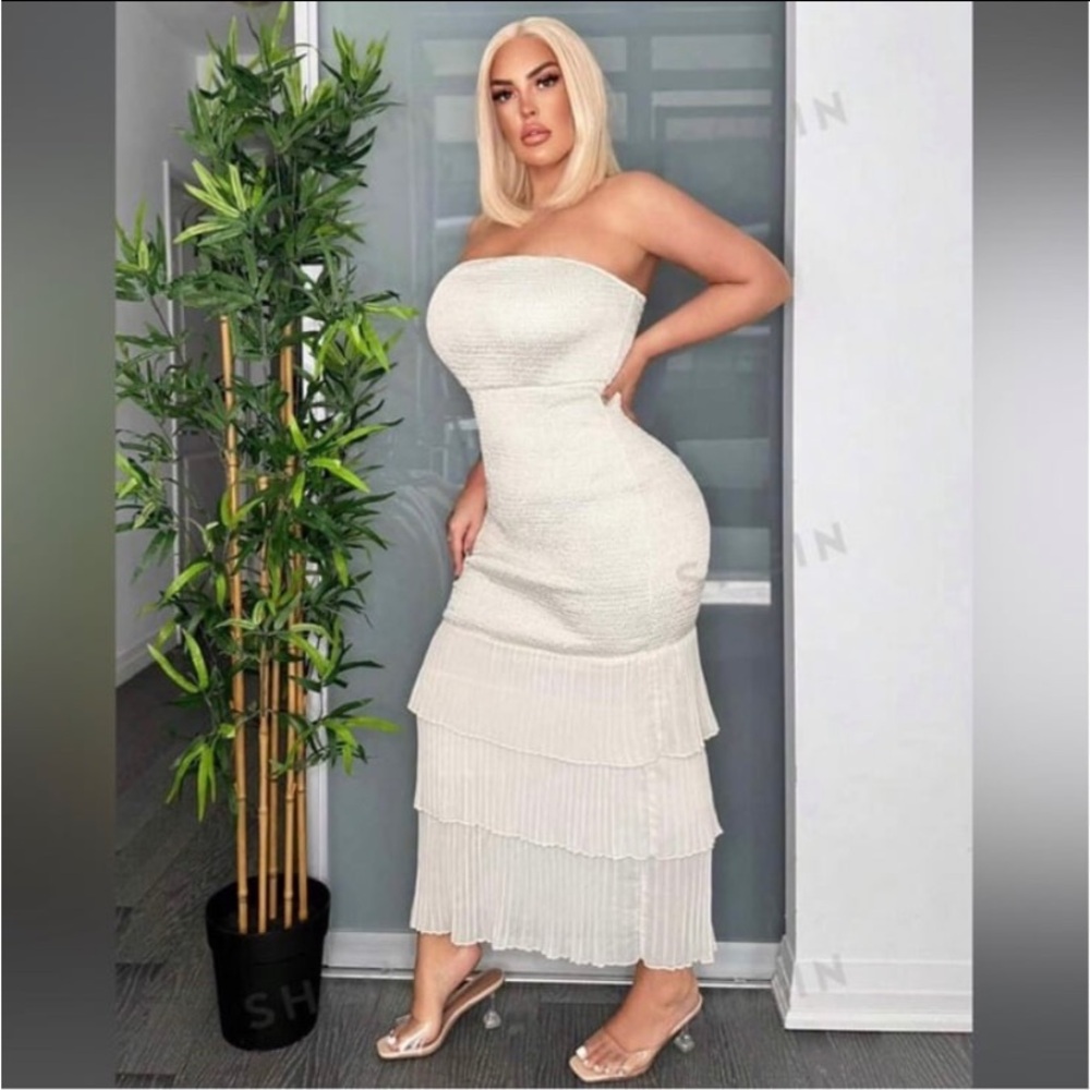 Off Shoulder Ruffle Fishtail Mermaid Dress - Picture 3 of 12
